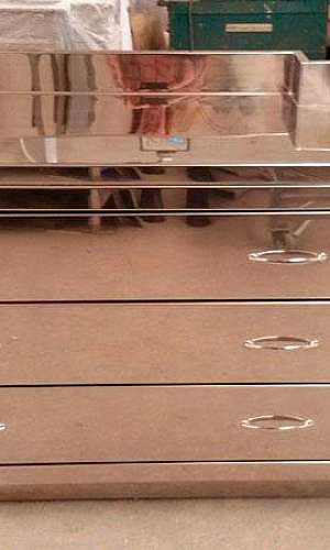 Armários em aço inox  Armários em aço inox