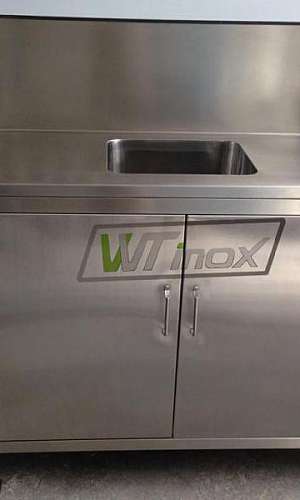 Bancada em Aço Inox com Cuba Bancada em Aço Inox com Cuba