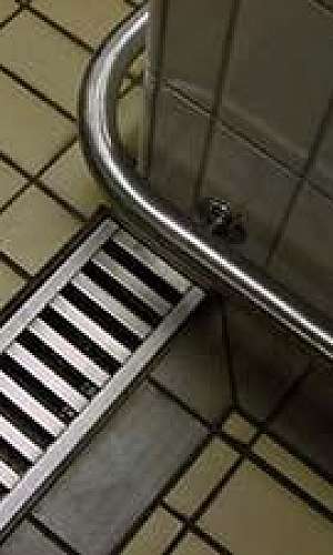 Bate carrinho em aço inox Bate carrinho em aço inox